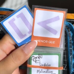 Jogo da memória símbolos matemáticos - 72 peças e 72 capas