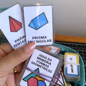 Jogo da Memória – Formas Geométricas Tridimensionais (16 peças e 16 capas)